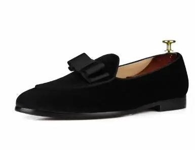 Hot Sale Black Suede Loafers Fashion Patent leather Men Bow Tie Moccasins Man Flats Wedding Men's Dress Shoes Casual Shoes