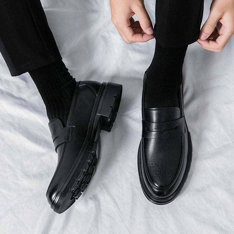 Men's Shoes Luxury Brand Business Formal Loafers Slip-on Driving Shoes Fashion British Style Men Leather Shoes Moccasins Flats