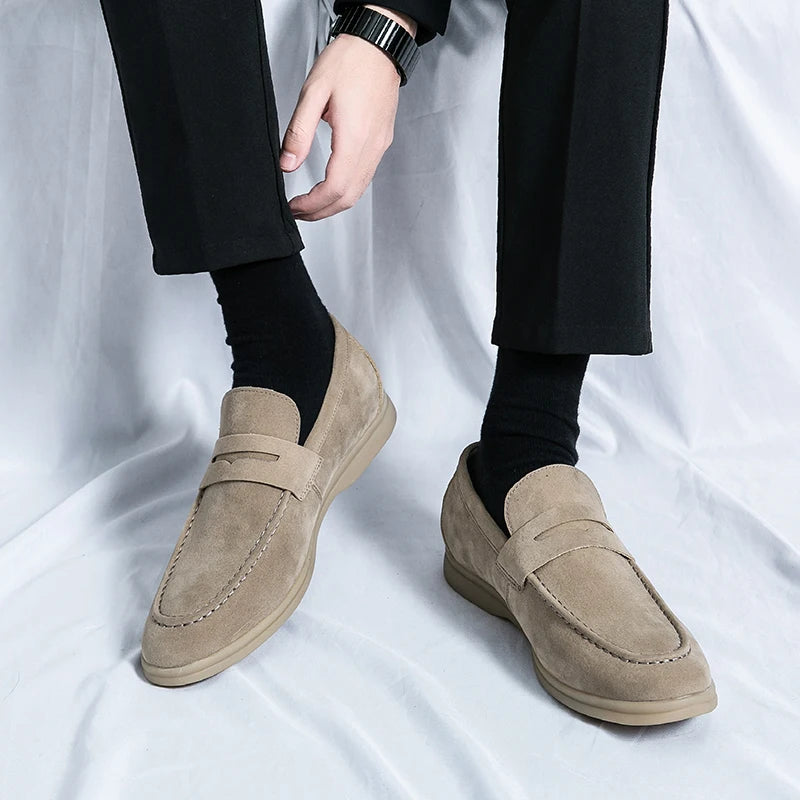 Spring New Classic Suede Loafers Men Casual Shoes Luxury Brand Mens Breathable Slip on Driving Shoes Nubuck Leather Moccasins