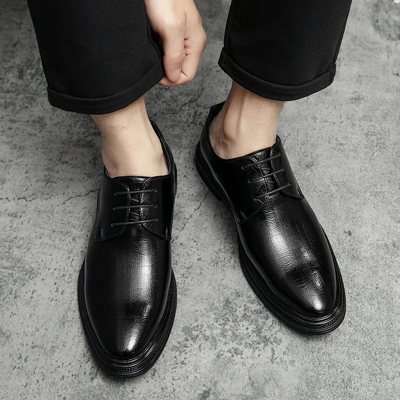 Designer Brand Men's Leather Casual Shoes for Office Interviews Versatile Business Shoes Outdoor Commuting Men's Work Shoes