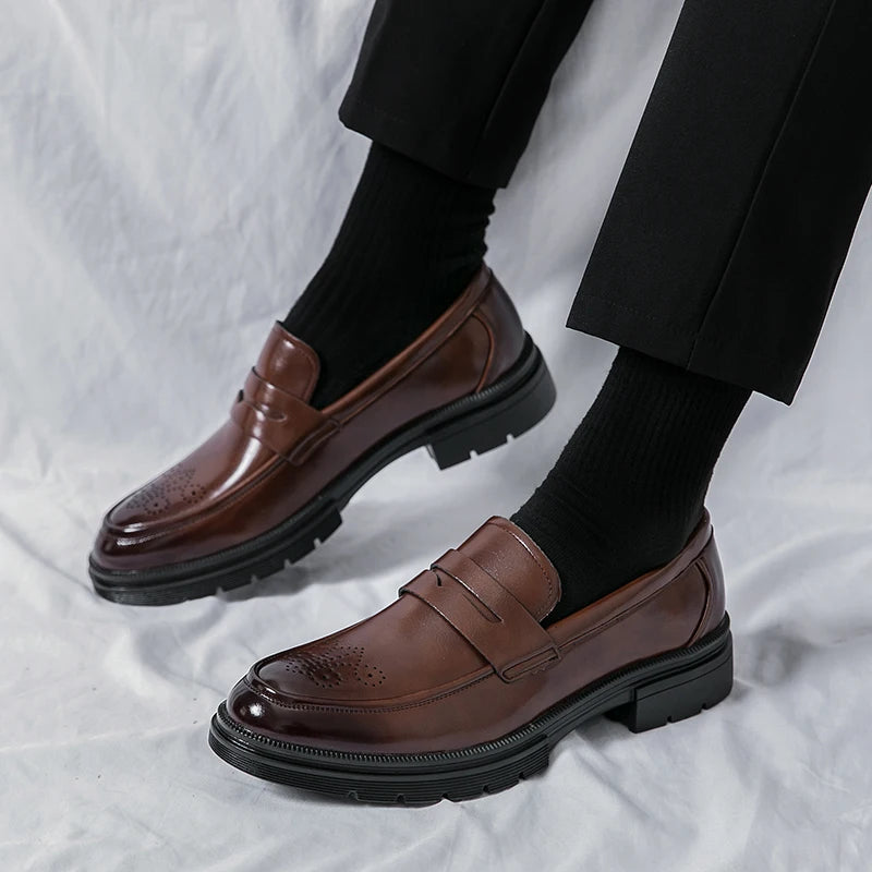 Men's Shoes Luxury Brand Business Formal Loafers Slip-on Driving Shoes Fashion British Style Men Leather Shoes Moccasins Flats