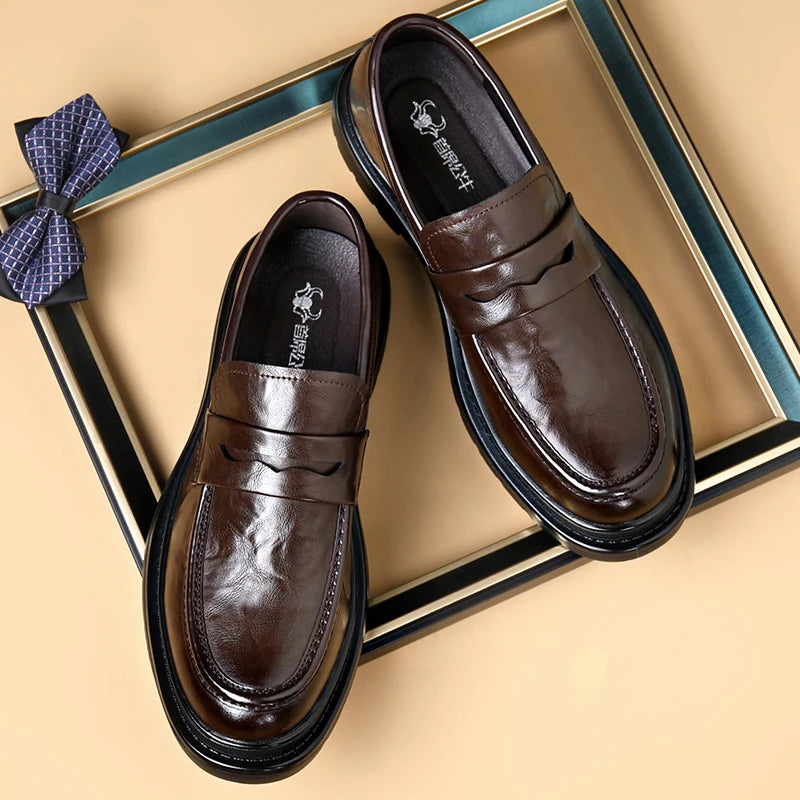 Fashion Leather Mens Casual Shoes Breathable Business Handmade Slip On Shoes Hot Sale Brand Classic Men Shoes Flats Moccasins