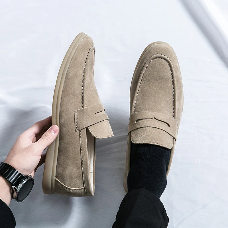 Spring New Classic Suede Loafers Men Casual Shoes Luxury Brand Mens Breathable Slip on Driving Shoes Nubuck Leather Moccasins
