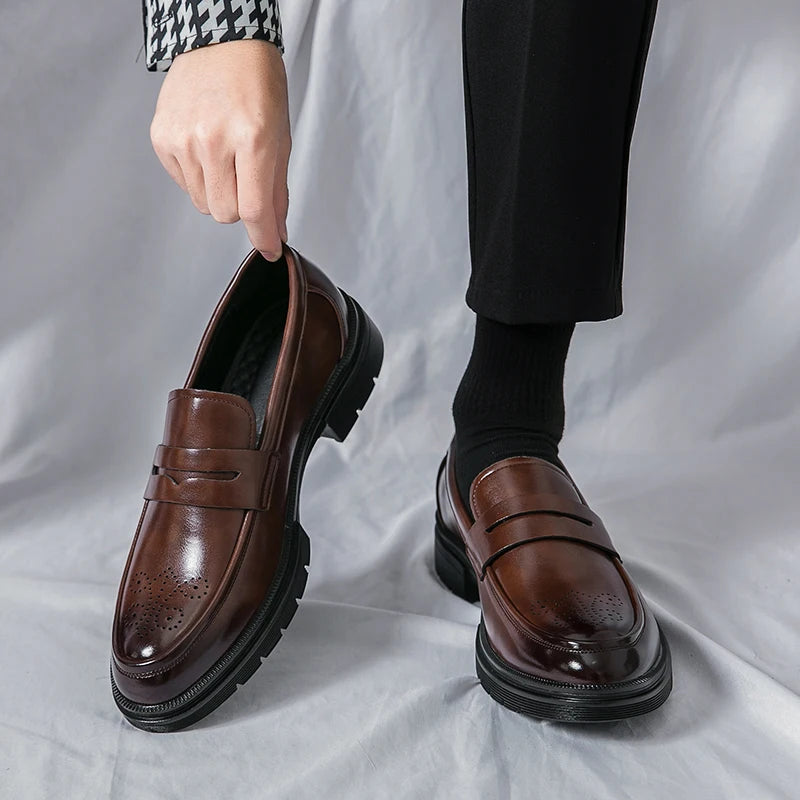 Men's Shoes Luxury Brand Business Formal Loafers Slip-on Driving Shoes Fashion British Style Men Leather Shoes Moccasins Flats