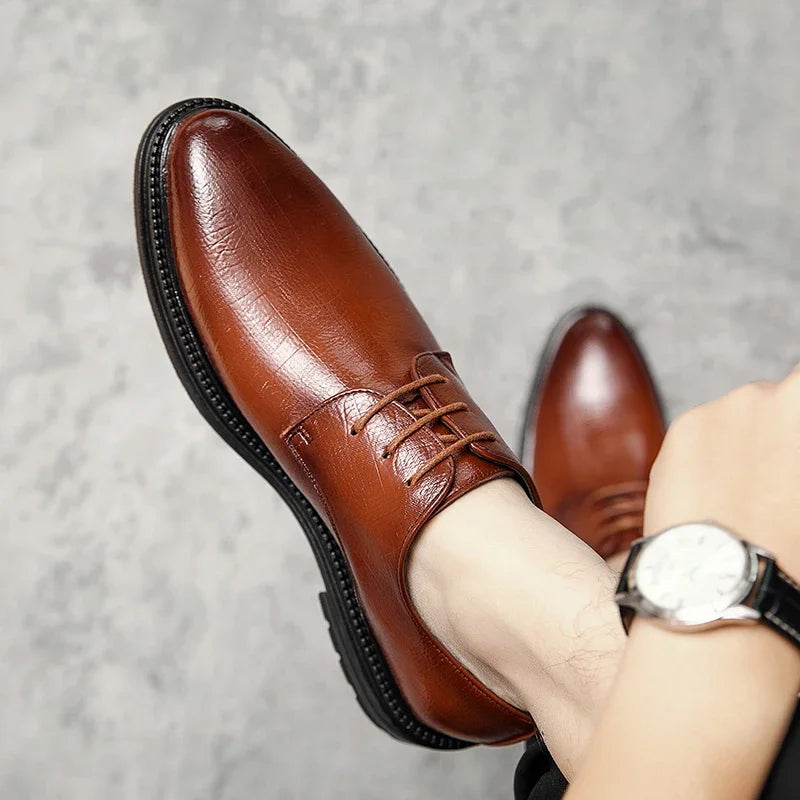 Designer Brand Men's Leather Casual Shoes for Office Interviews Versatile Business Shoes Outdoor Commuting Men's Work Shoes