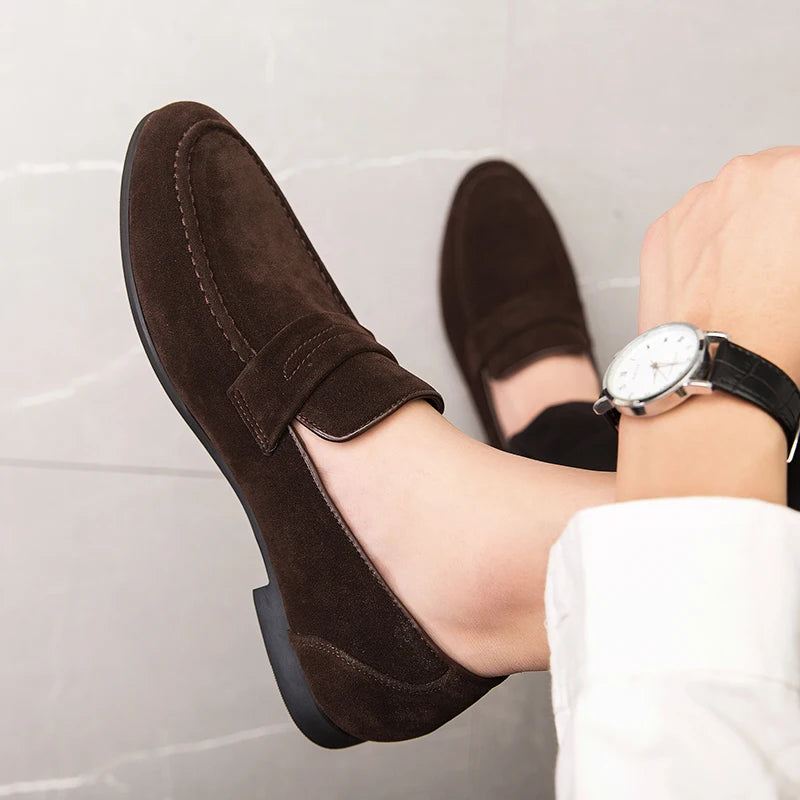 Spring New Suede Casual Men Shoes Fashion Slip on Loafers Male Leather Comfortable Flat Shoes Moccasins Classic Driving Shoes