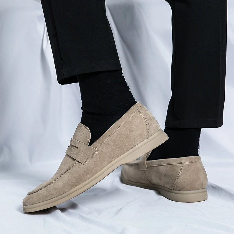Spring New Classic Suede Loafers Men Casual Shoes Luxury Brand Mens Breathable Slip on Driving Shoes Nubuck Leather Moccasins