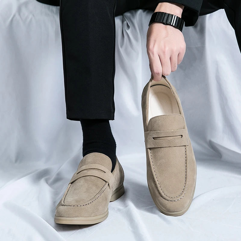 Spring New Classic Suede Loafers Men Casual Shoes Luxury Brand Mens Breathable Slip on Driving Shoes Nubuck Leather Moccasins