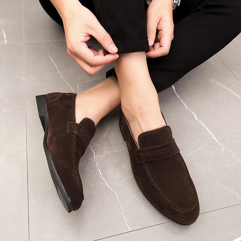 Spring New Suede Casual Men Shoes Fashion Slip on Loafers Male Leather Comfortable Flat Shoes Moccasins Classic Driving Shoes
