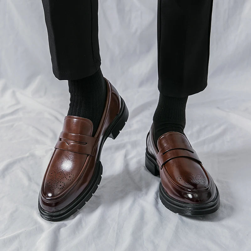 Men's Shoes Luxury Brand Business Formal Loafers Slip-on Driving Shoes Fashion British Style Men Leather Shoes Moccasins Flats