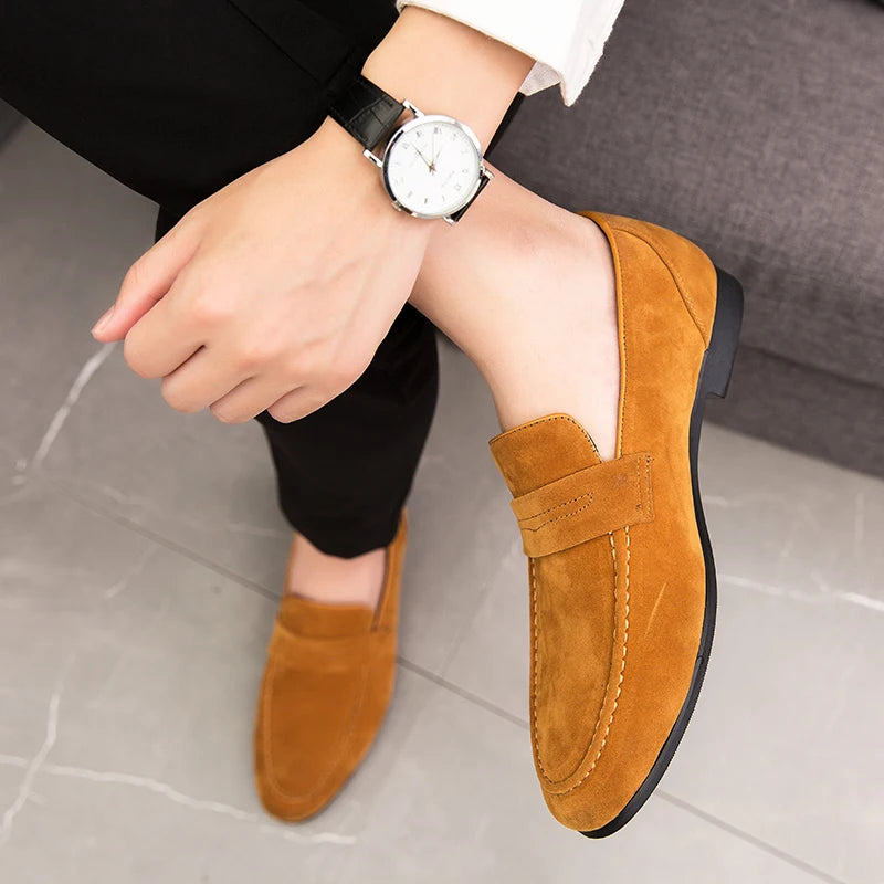 Spring New Suede Casual Men Shoes Fashion Slip on Loafers Male Leather Comfortable Flat Shoes Moccasins Classic Driving Shoes