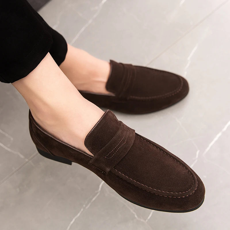 Spring New Suede Casual Men Shoes Fashion Slip on Loafers Male Leather Comfortable Flat Shoes Moccasins Classic Driving Shoes