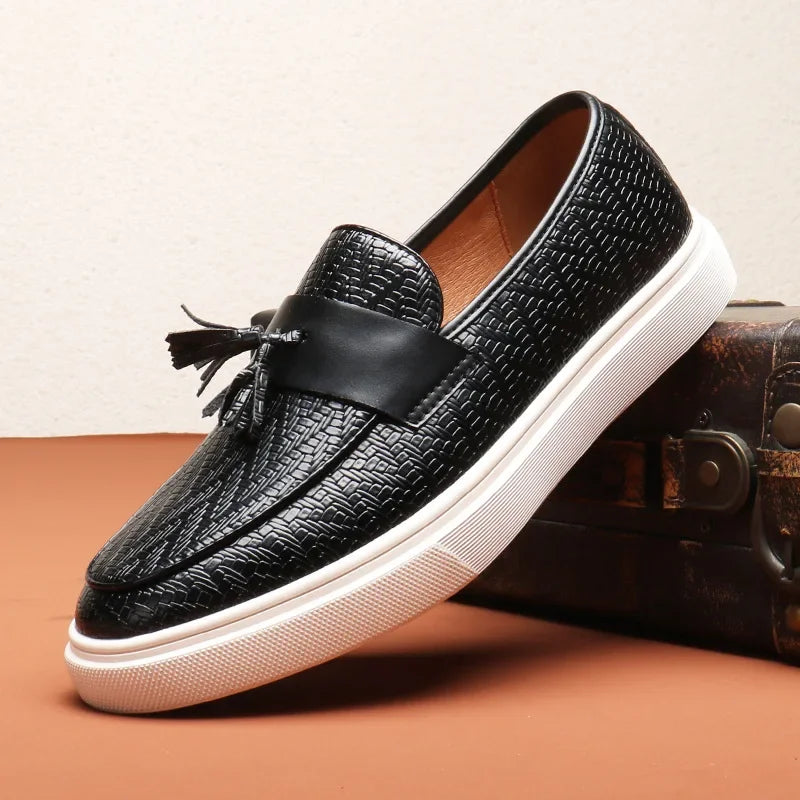 New Fashion Leather Men Party and Wedding Casual Loafers Italian Men's Dress Shoes Comfortable Breathable Men Shoes Big Size 46