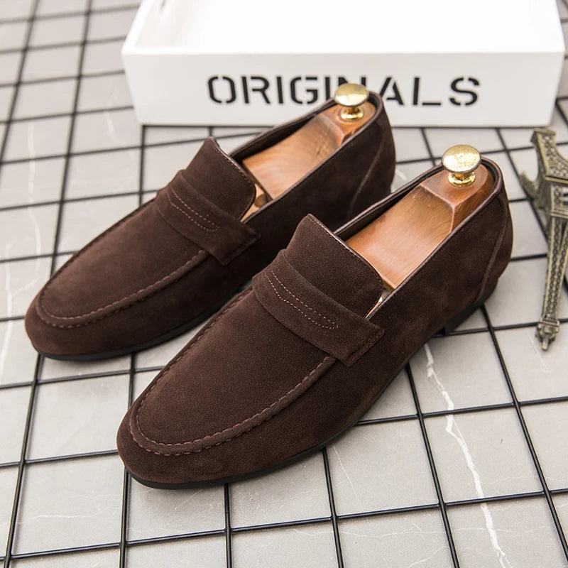Spring New Suede Casual Men Shoes Fashion Slip on Loafers Male Leather Comfortable Flat Shoes Moccasins Classic Driving Shoes