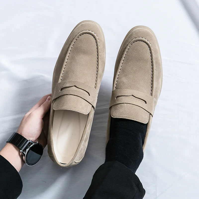 Spring New Classic Suede Loafers Men Casual Shoes Luxury Brand Mens Breathable Slip on Driving Shoes Nubuck Leather Moccasins